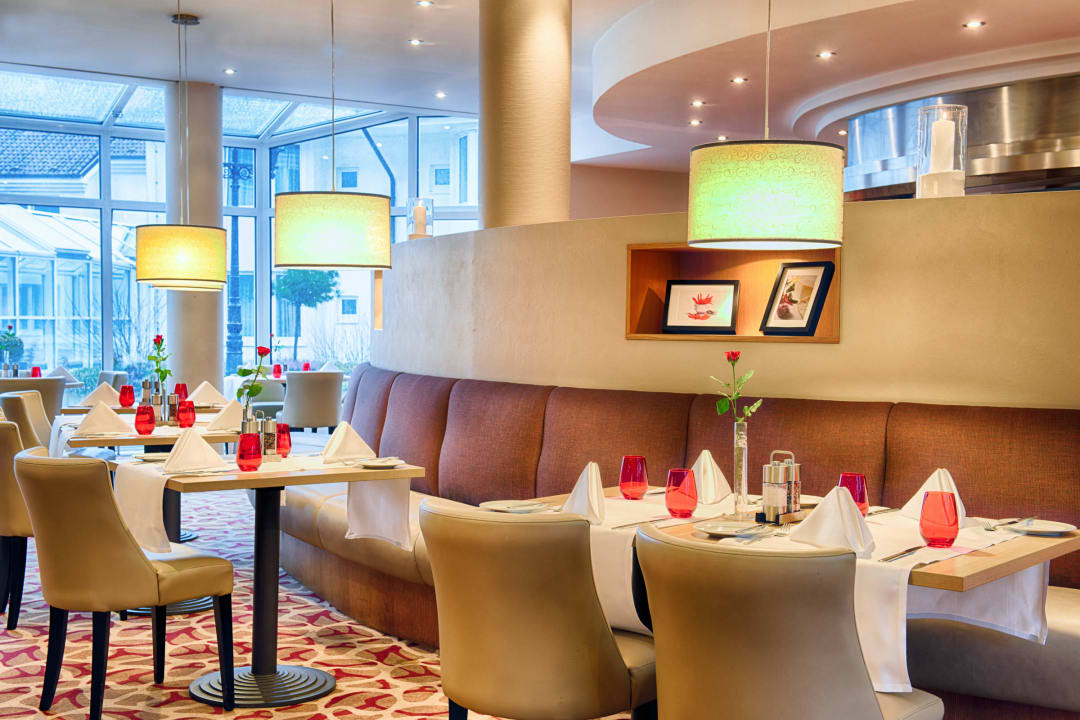 Restaurant Leonardo Hotel Hamburg Airport