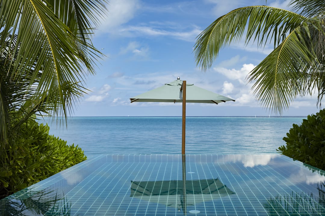 Pool Huvafen Fushi, Maldives