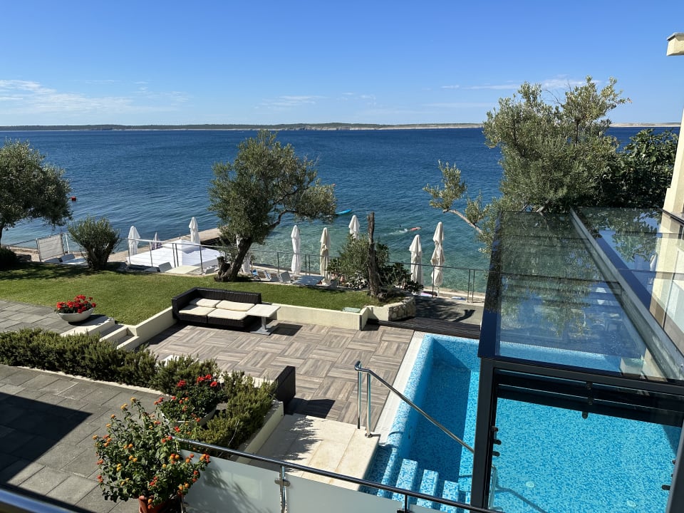 Ausblick Hotel & Apartments Vila 4m