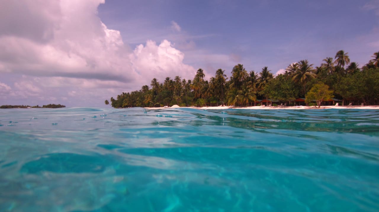 Auf Meerufenfushi Meeru Maldives Resort Island
