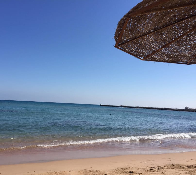 Schöner Strand Ali Baba Palace Hotel