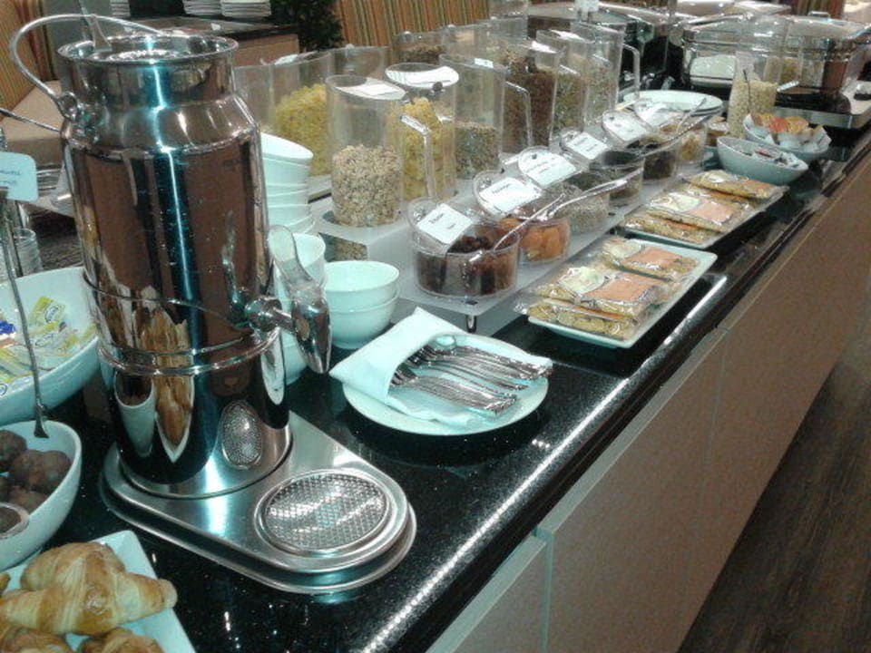 Frühstücksbuffet Living Hotel Düsseldorf