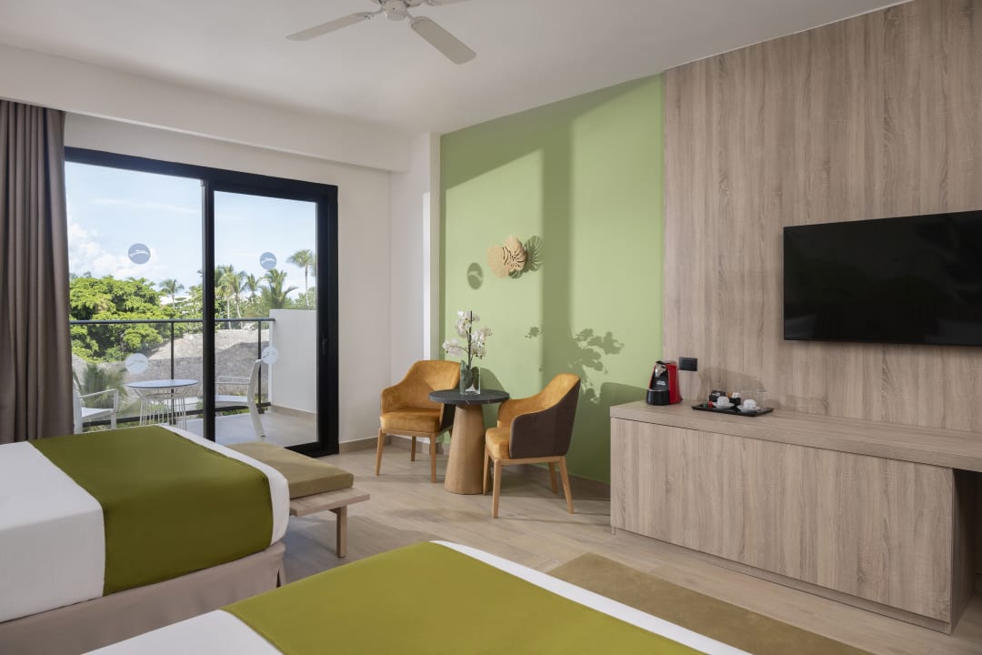 Zimmer Serenade All Suites - Adults Only Resort