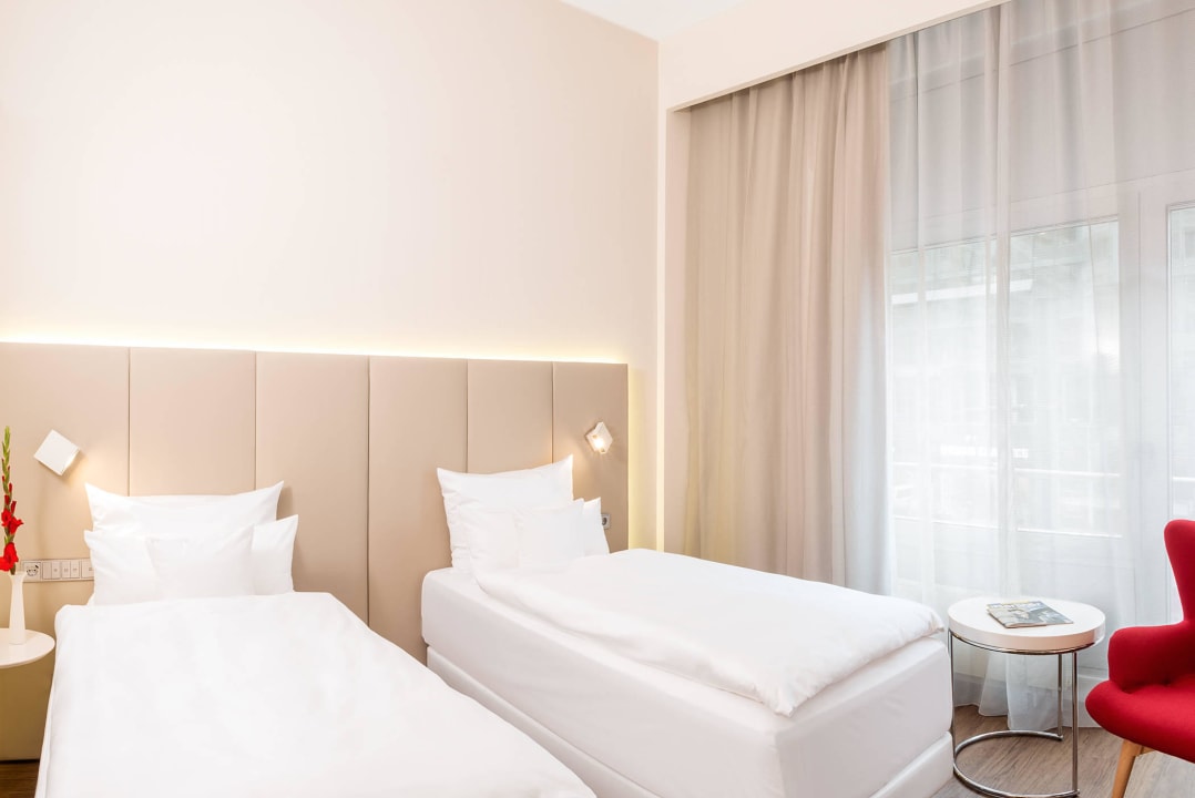 Superior Room New Style NH Collection Berlin Mitte Friedrichstrasse
