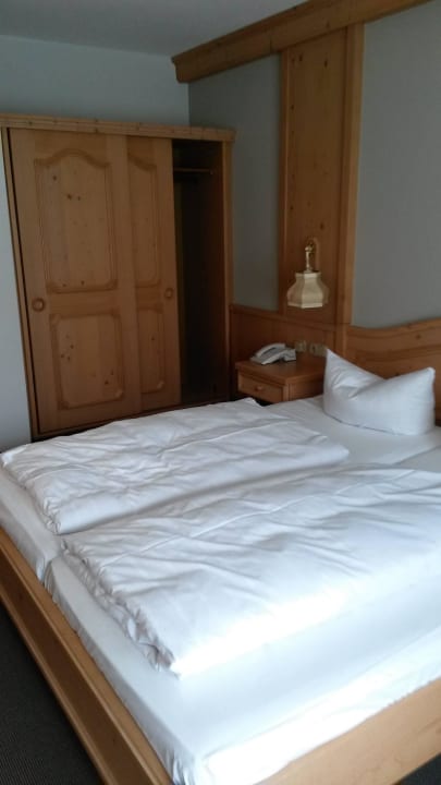 Zimmer Burghotel Am Hohen Bogen