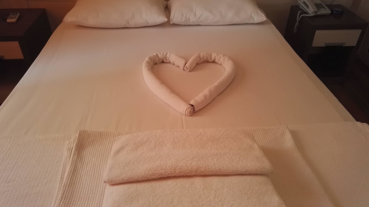 Raumpflegerkunst Hawaii Suite Beach Hotel