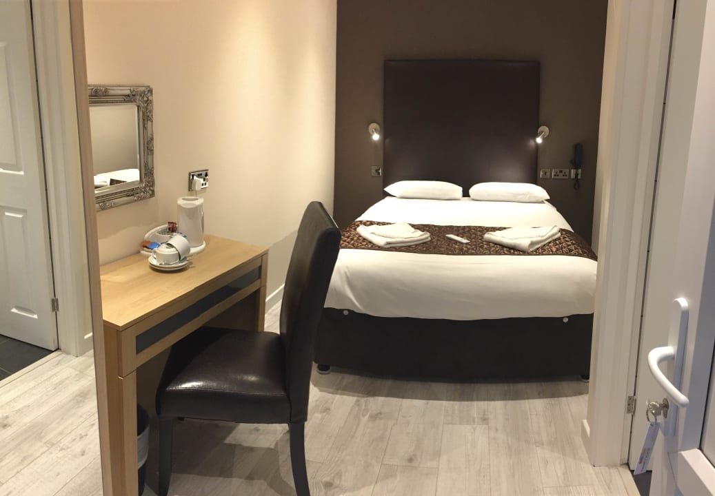 Zimmer Hotel Gatwick Belmont