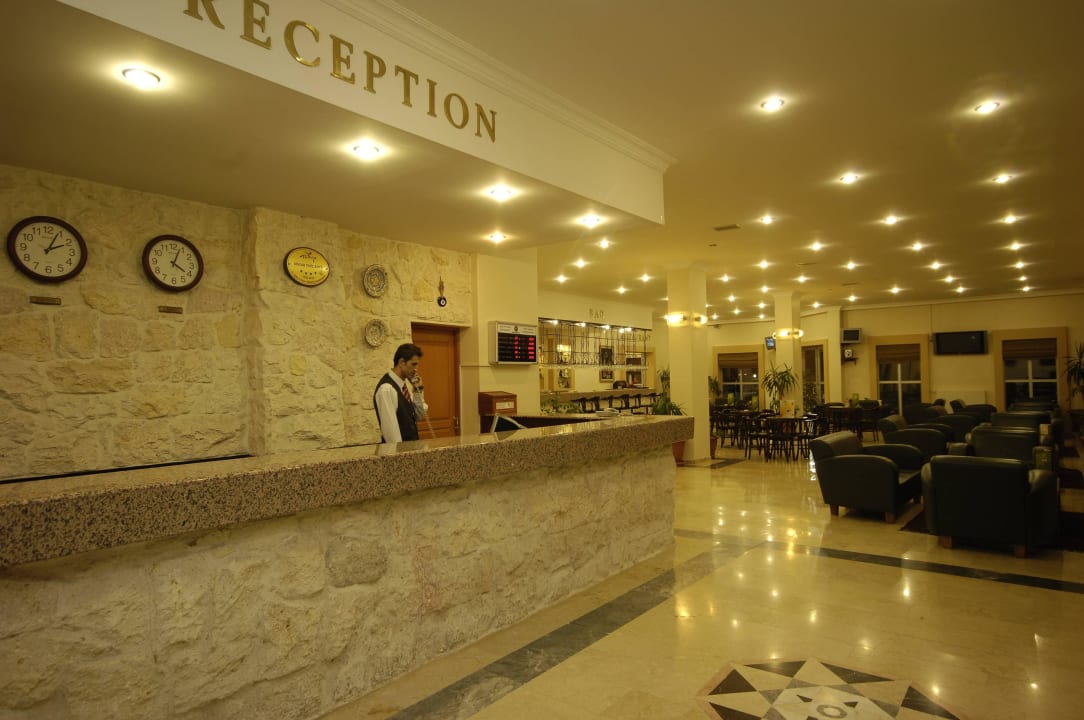 View of Hotel Reception and Lobby Area Monark Hotel Cappadocia