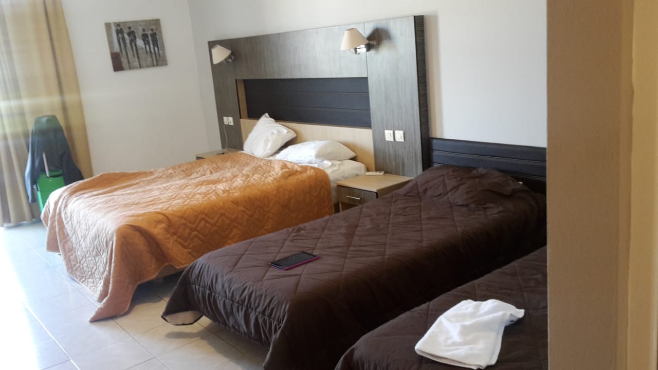 Zimmer Zoes Hotel Studios