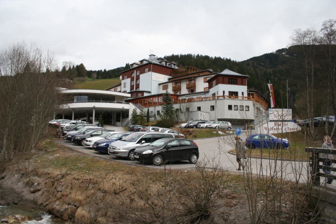 Aussenansicht Sporthotel Wagrain