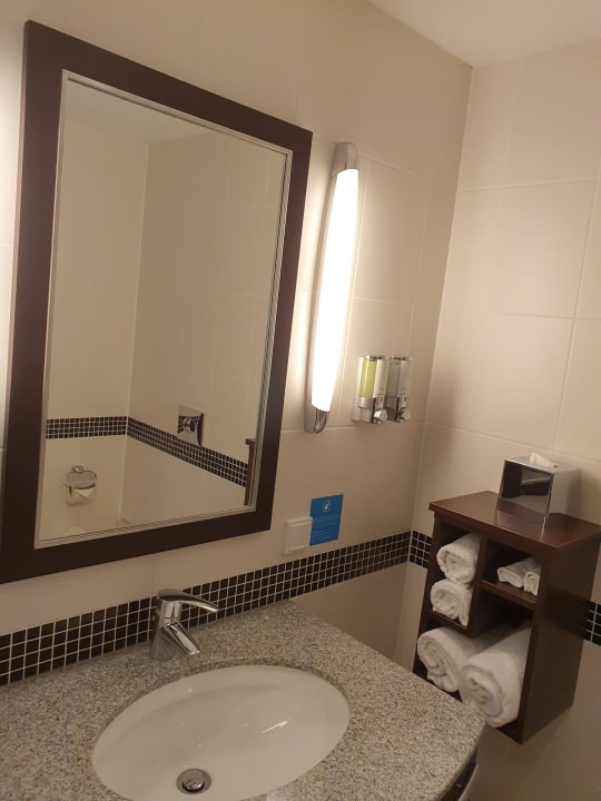 Zimmer Hampton by Hilton Berlin City West