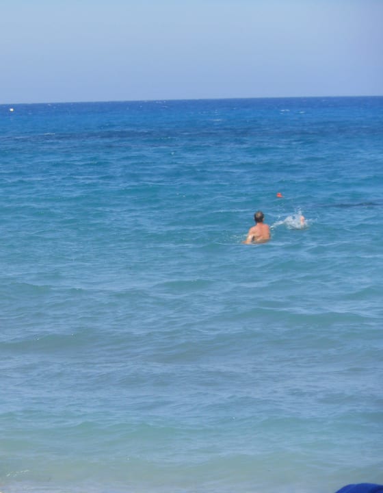 Hotel-Strand mit klarem Wasser Sheraton Rhodes Resort