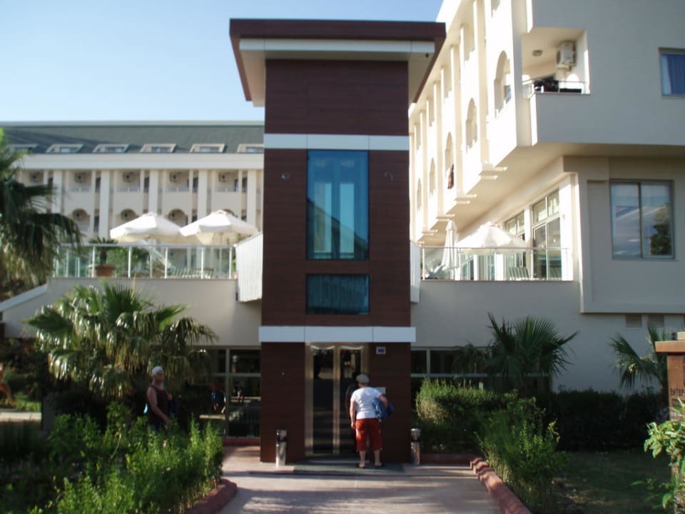 Aufzug zur Bar! Calimera Hane Garden