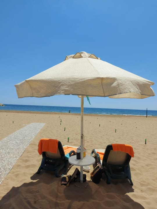 Strand Commodore Elite Suites & Spa - Adults only