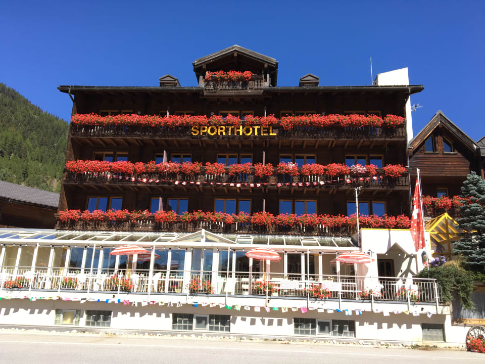 Außenansicht Sporthotel Oberwald