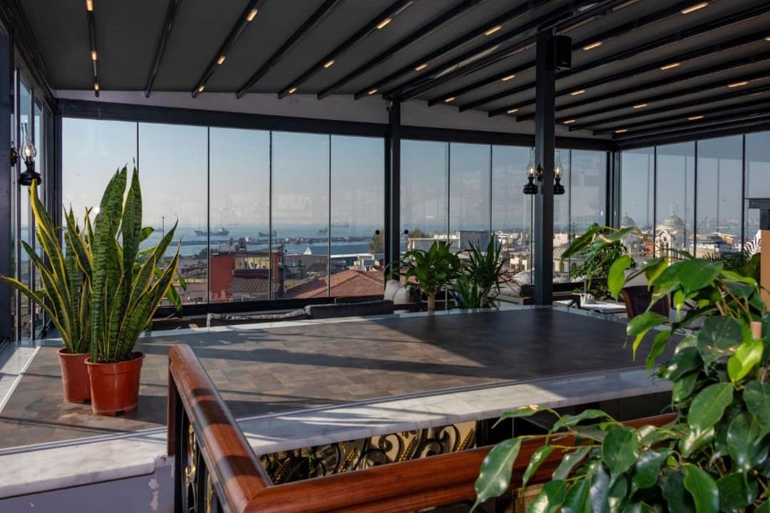 Sonstiges Skalion Hotel