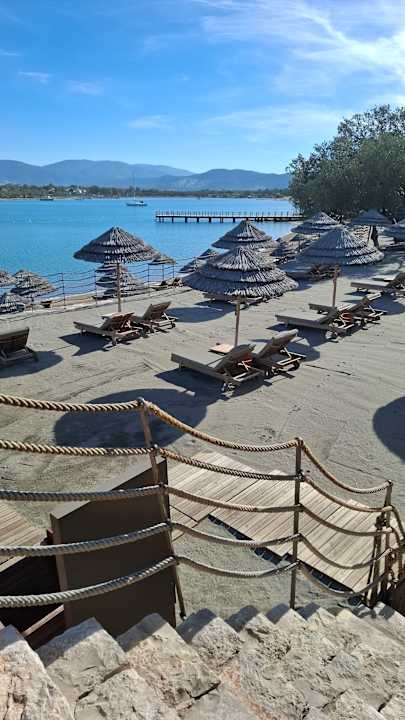 Strand Anda Barut Collection