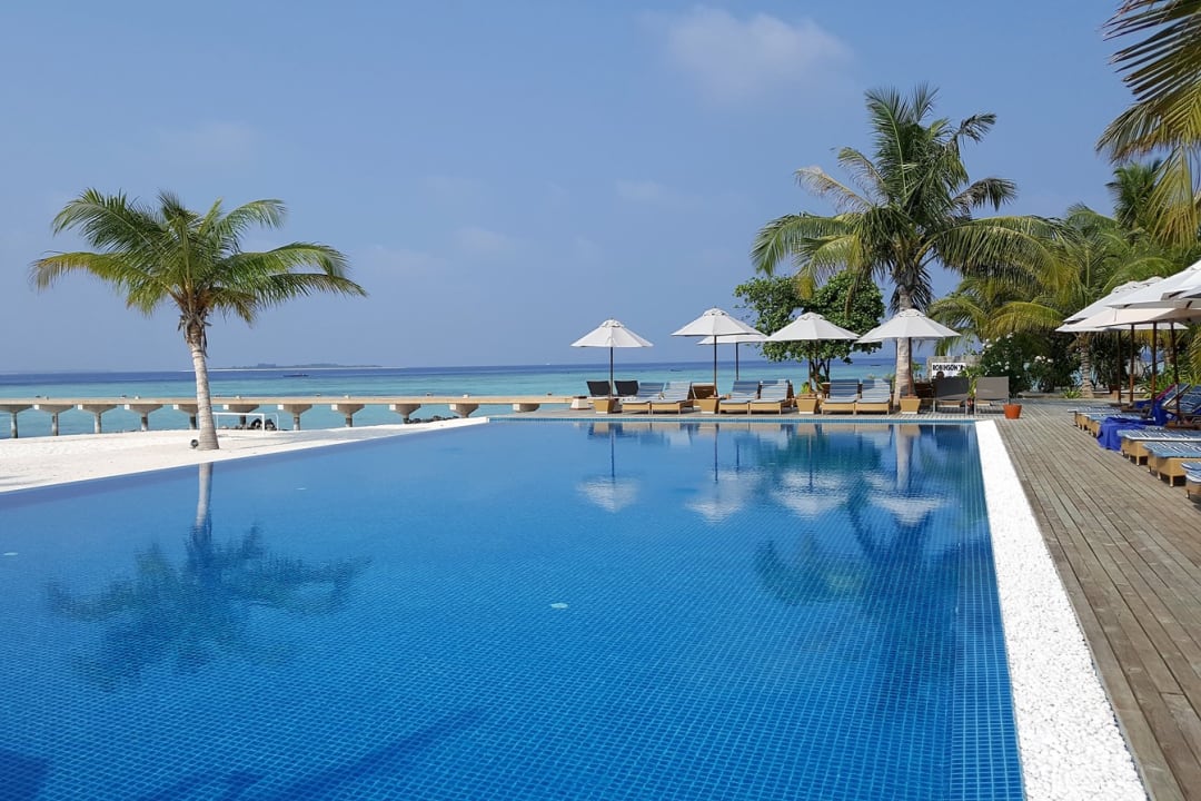 Pool ROBINSON NOONU
