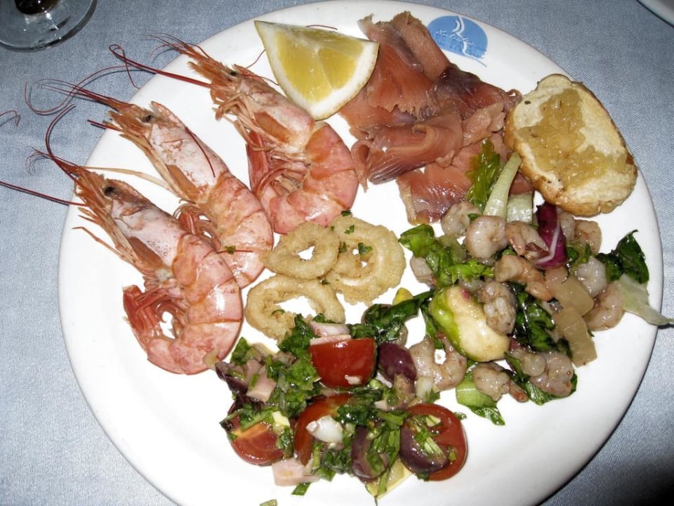 Viel Auswahl im "Mare" Hotel Kalithea Horizon Royal