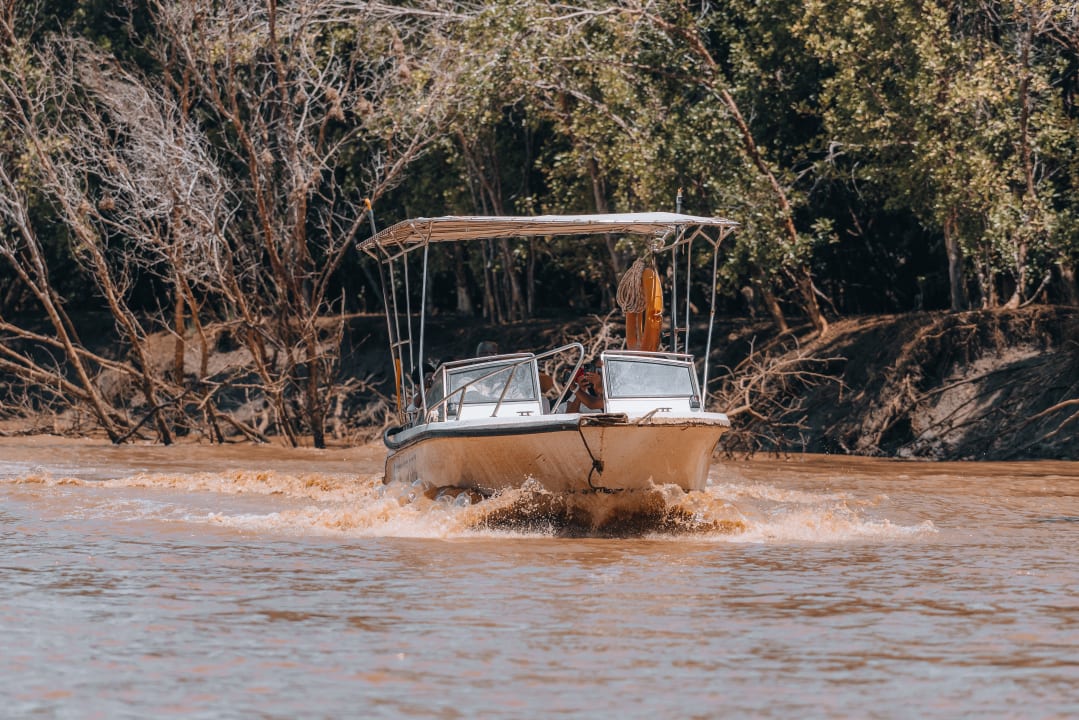 Sport & Freizeit Saadani Safari Lodge