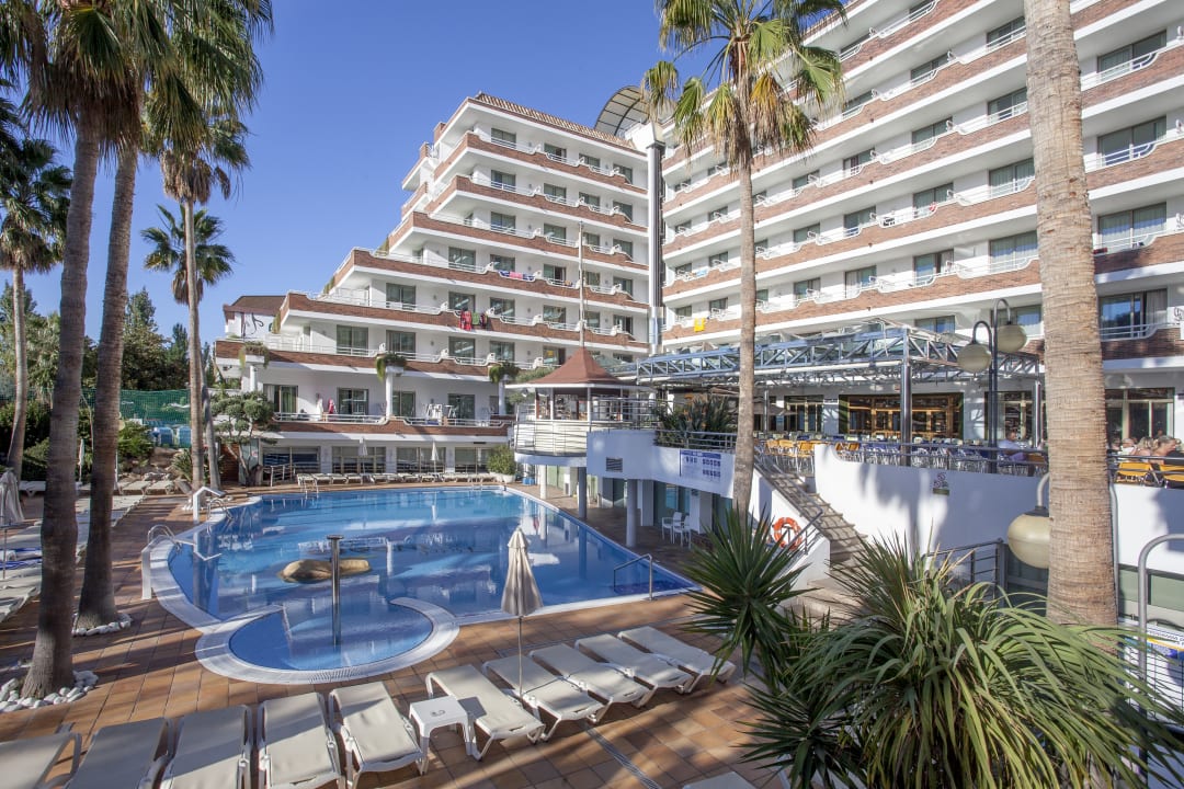 Außenansicht Hotel Indalo Park