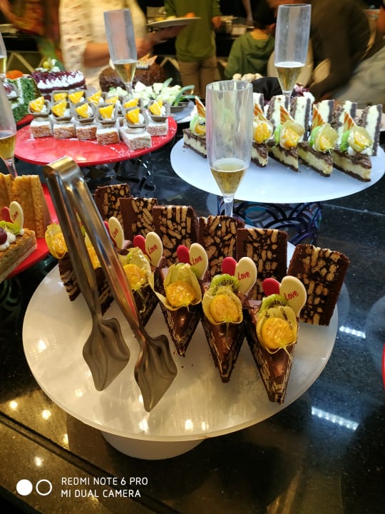 Gastro Side Royal Palace Hotel & Spa