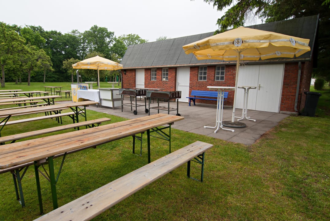 Garten Ferienwohnanlage Tanneck