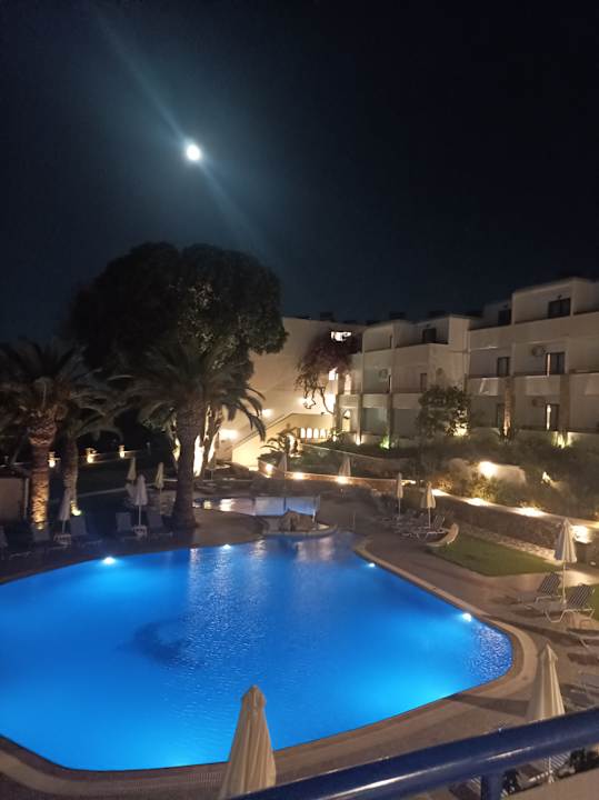 Pool Ekaterini Hotel