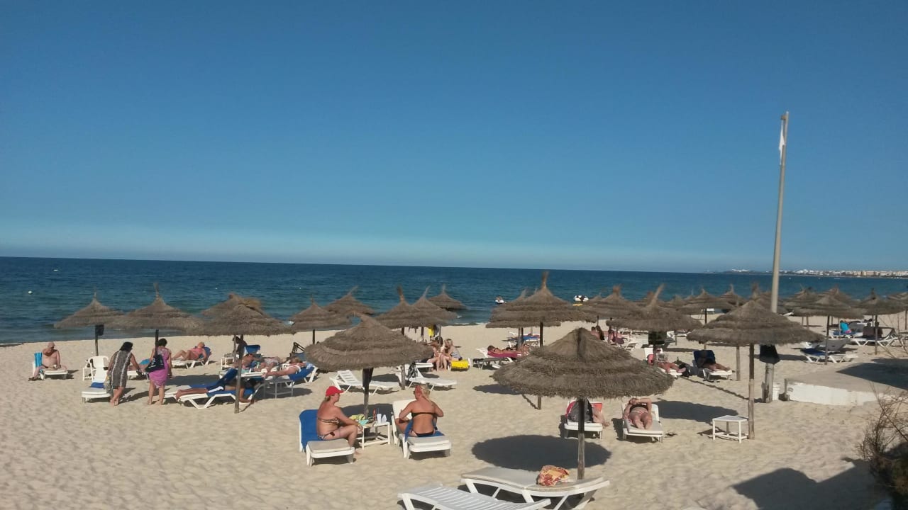 Strand direkt am Hotel Hotel Amir Palace