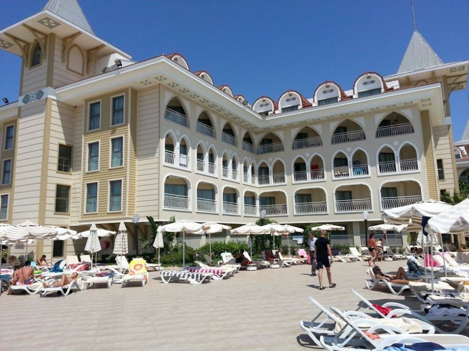 Vom Pool weg Side Star Resort