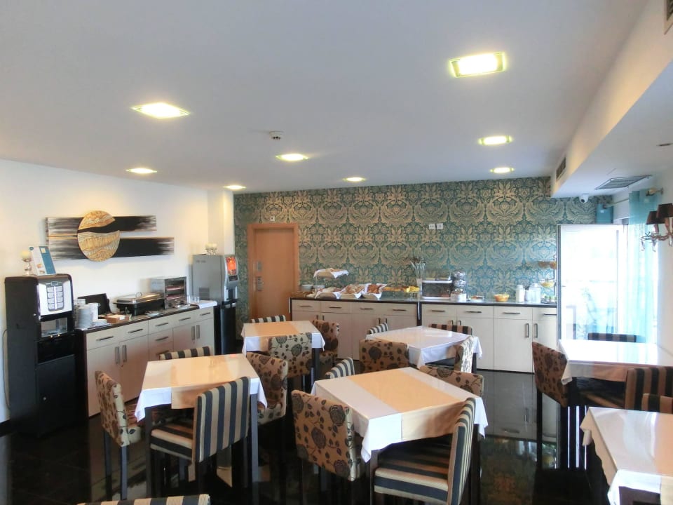 Frühstück Hotel DAH - Dom Afonso Henriques