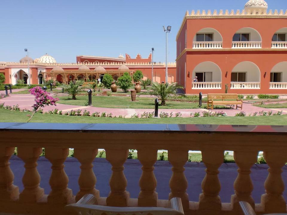 Ausblick Balkon Zimmer 810 Pickalbatros Alf Leila Wa Leila Resort - Neverland Hurghada