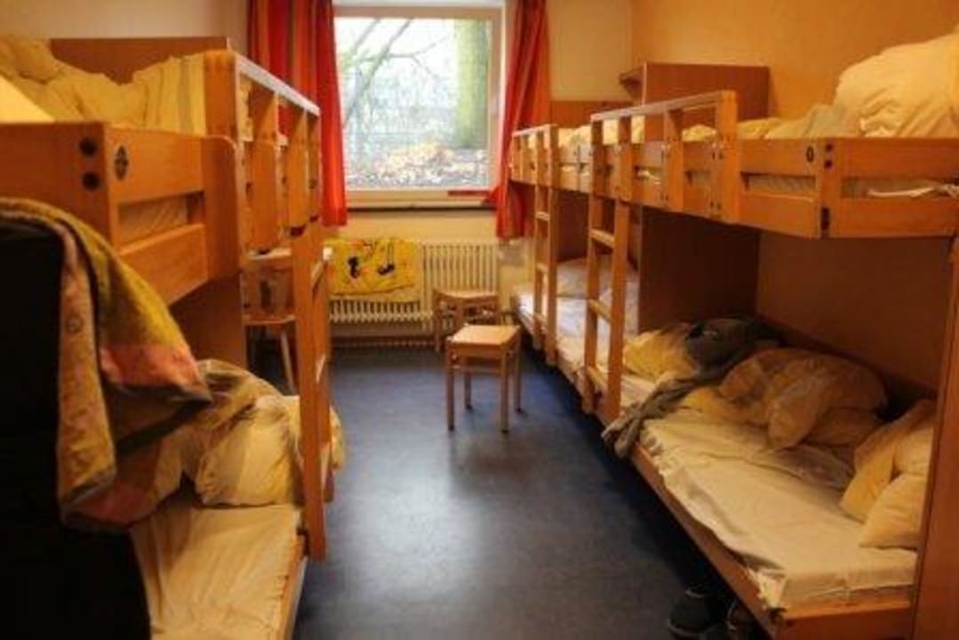 Die restlichen Betten. Jugendherberge Auf dem Stintfang