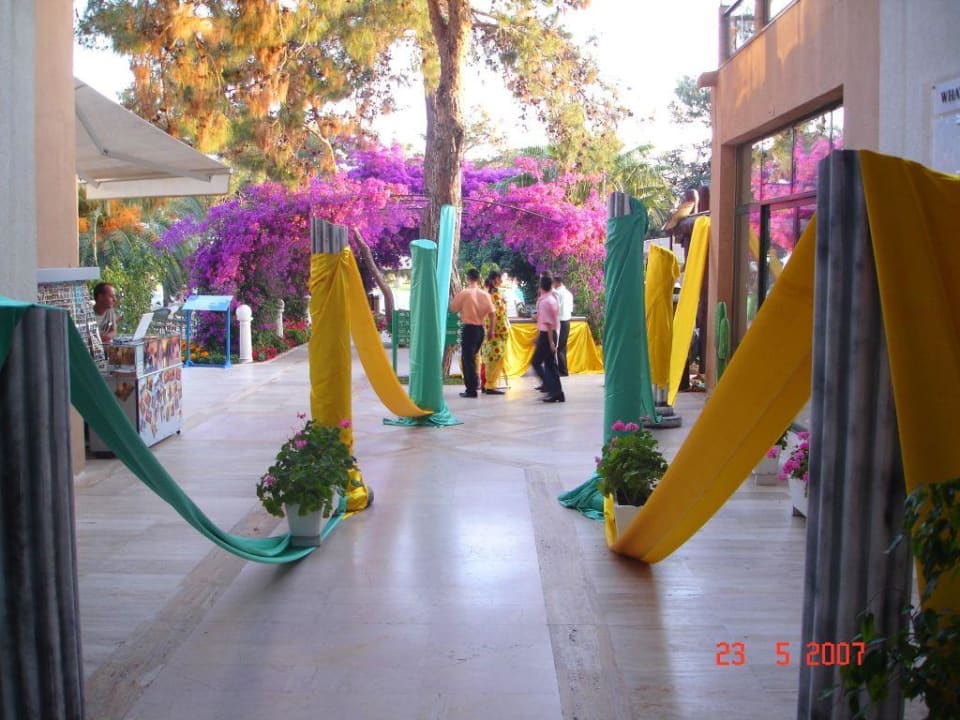 Zugang zum Restaurant am Themenabend Mexiko Turquoise Hotel