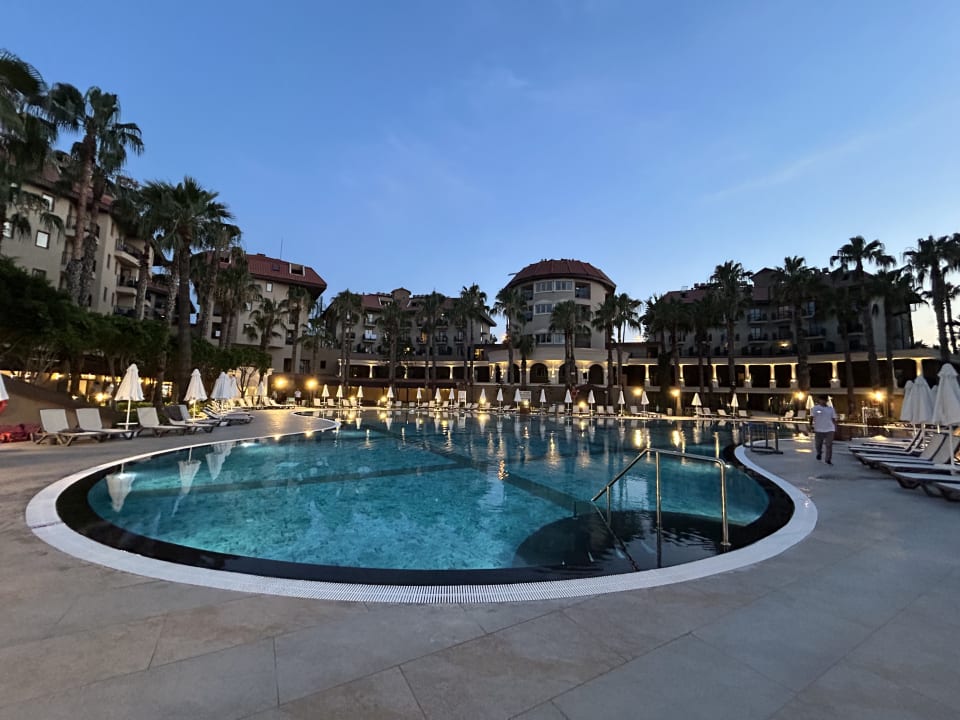 Pool allsun Numa Club Side