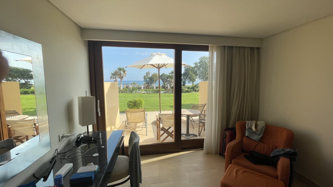 Zimmer Kernos Beach Hotel & Bungalows