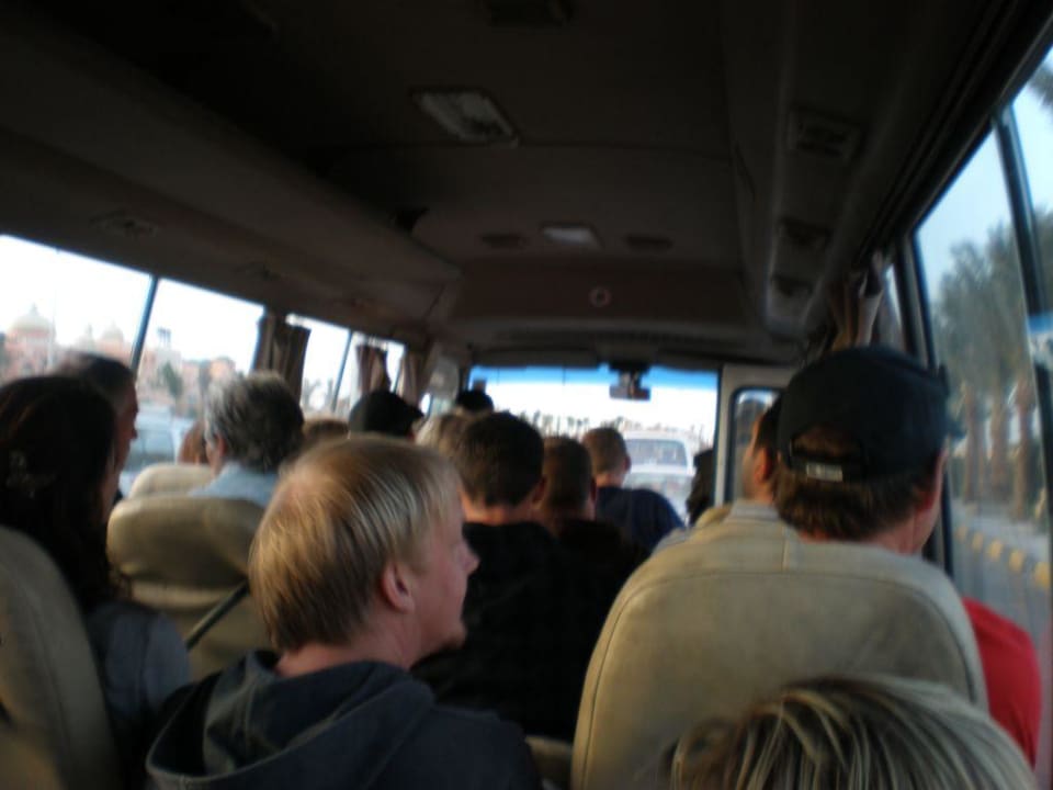 Hotel-Shuttlebus nach Hurghada Downtown Pickalbatros Aqua Park Resort - Hurghada