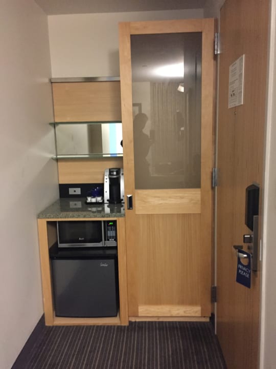 Zimmer World Center Hotel