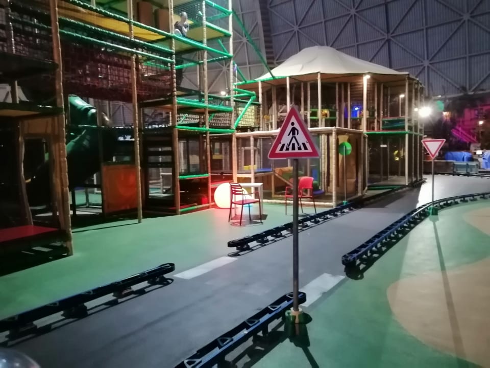 Sport & Freizeit Tropical Islands Resort