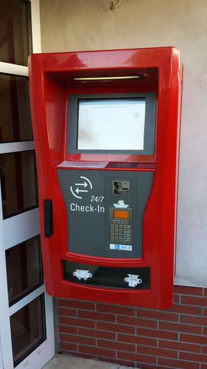 24 Std.-Rezeption > SELF CHECKIN ohne Personal Das Feuerwehrhotel