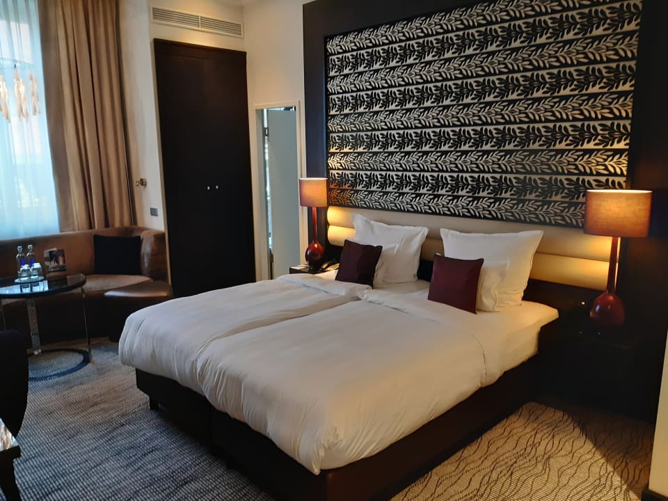 Zimmer Steigenberger Icon Grandhotel Handelshof