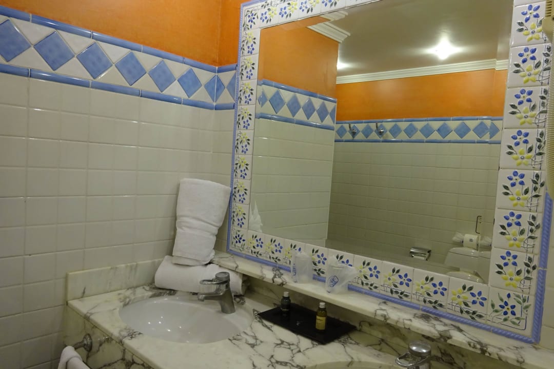 Badezimmer BlueBay Beach Club