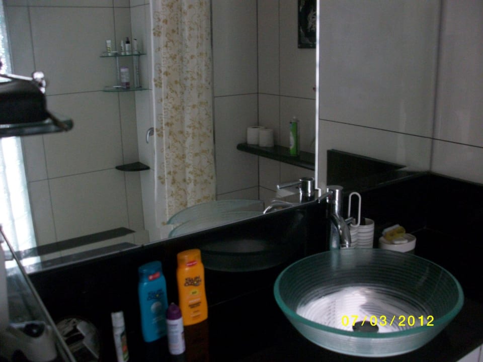Bad-u. WC Hotel Vtsix Condo Service at View Talay Condo Pattaya