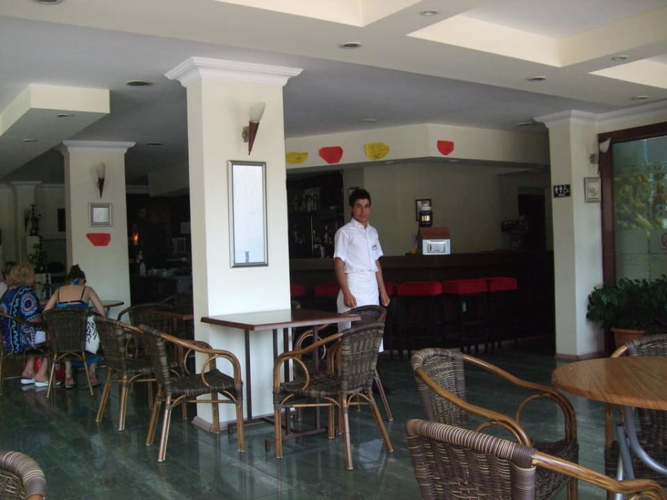 Bar Hotel Aslan City Kleopatra