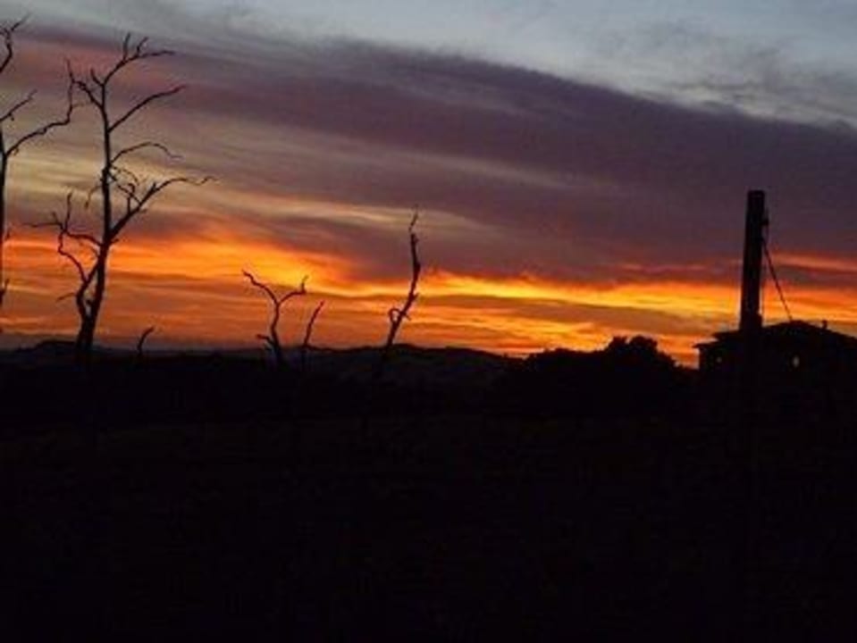 Herrliche Sonnenuntergänge Guesthouse Antico Borgo Di Tignano