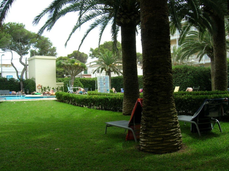 Innenhof Pool Bereich AYA Seahotel - Adults only