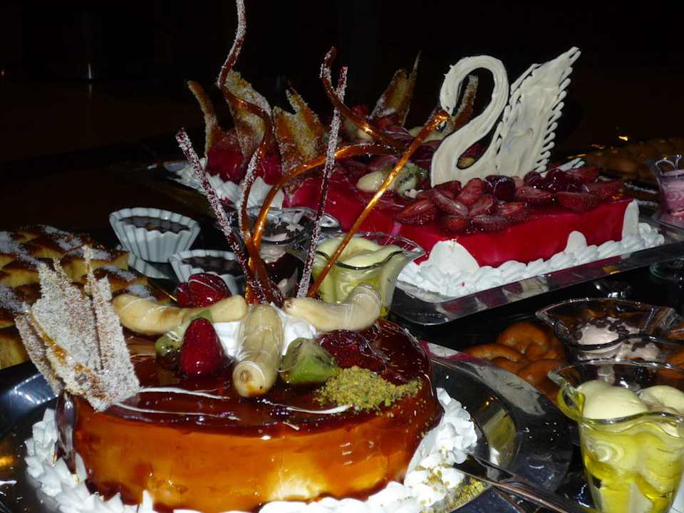 Torte Seaden Sea World Resort & Spa