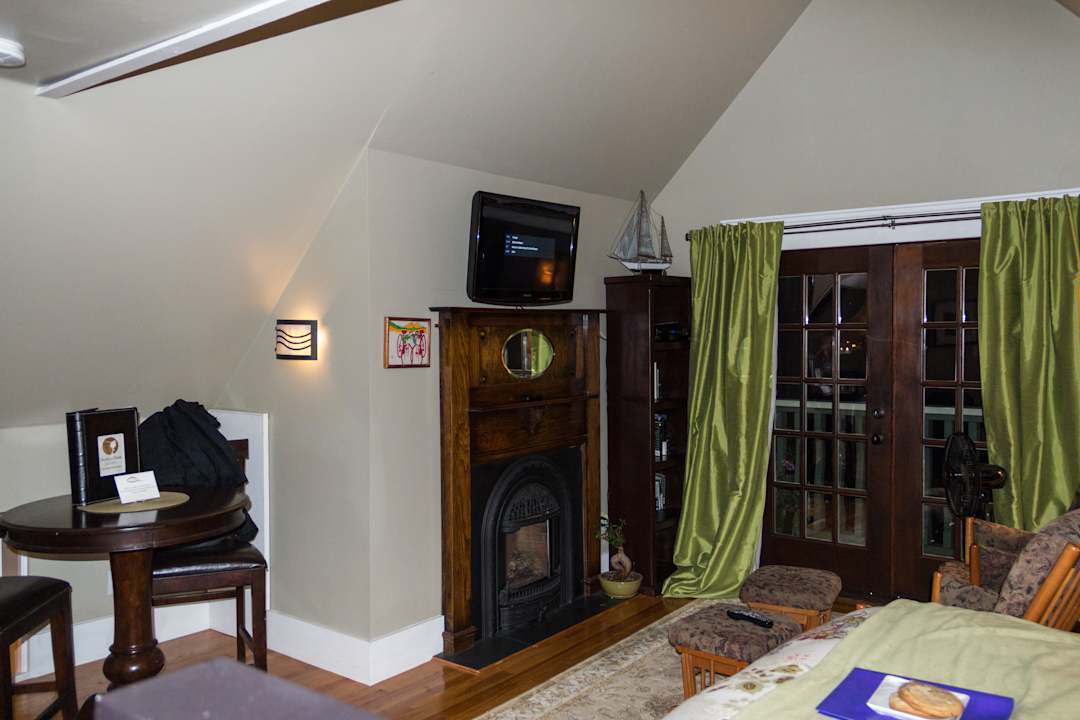 Wohnbereich Guesthouse Bee & Thistle