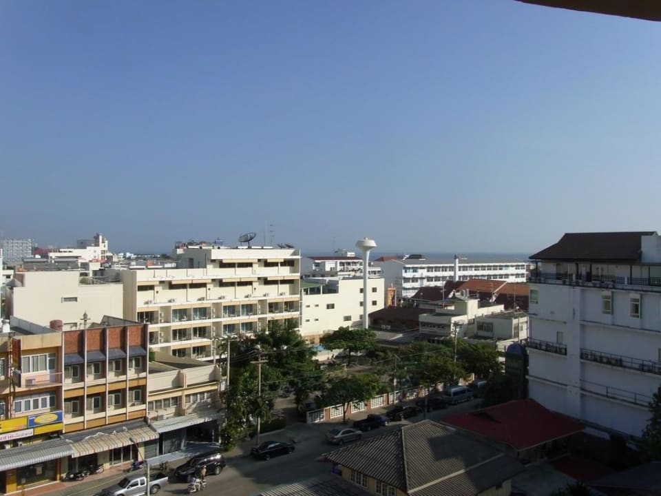 Blick auf Hua Hin vom Balkon Hotel Tanawit