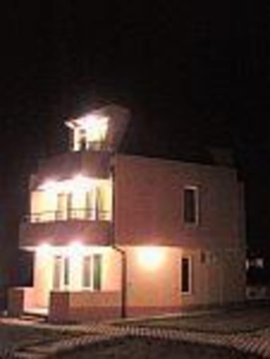 Aussenaufnahme Hotel Lunar Weg